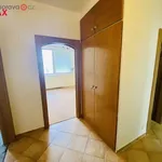 Pronajměte si 4 ložnic/e byt o rozloze 58 m² v Zubří