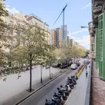 Rent 3 bedroom apartment of 150 m² in Barcelona