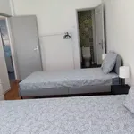 Rent 3 bedroom apartment in Lisbon