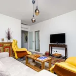 Rent 2 bedroom apartment of 100 m² in lisbon