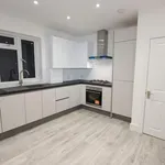 Rent 2 bedroom flat in London