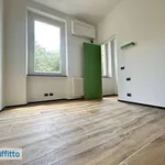 Rent 2 bedroom apartment of 60 m² in Genoa