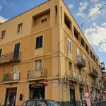 Rent 5 bedroom apartment of 12 m² in Messina