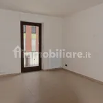 Affitto 4 camera appartamento di 91 m² in Asti