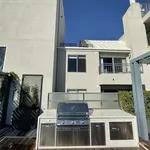 Rent 2 bedroom house of 98 m² in Santa Monica