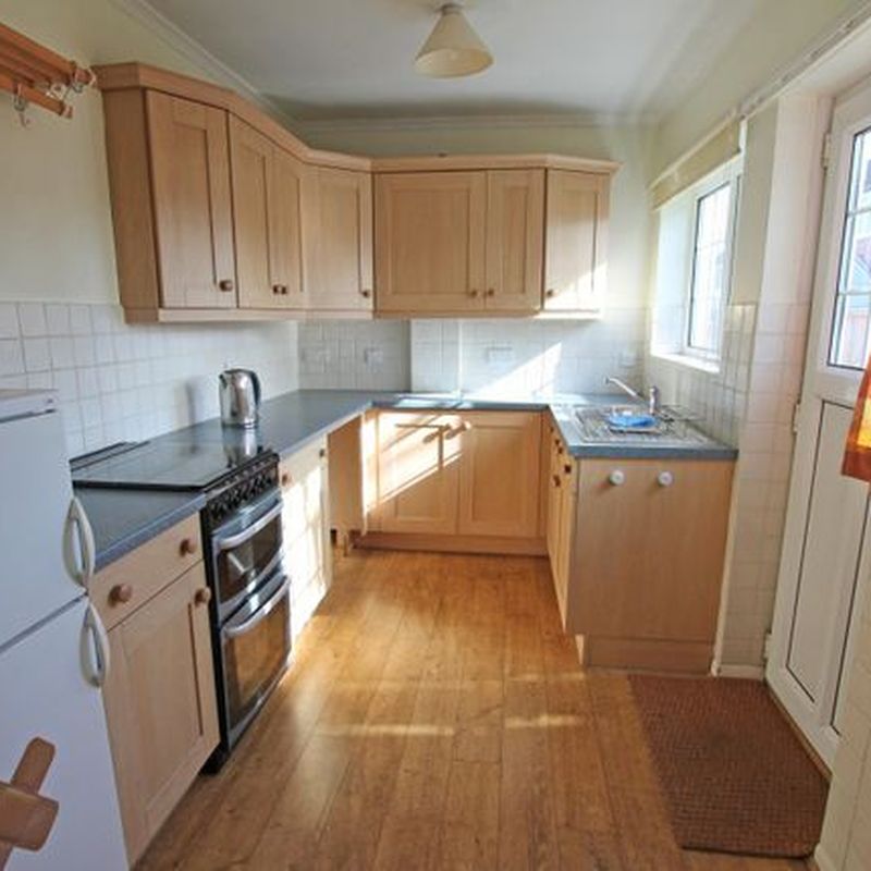 Terraced house to rent in Hallgate, Cottingham HU16