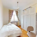 Rent 3 bedroom apartment in Etterbeek