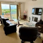 Rent 3 bedroom apartment in South East England