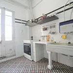 Rent a room of 120 m² in valencia