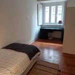 Rent 3 bedroom apartment in Lisbon