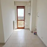 Rent 2 bedroom apartment of 65 m² in Milano