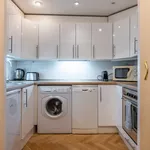 Rent 1 bedroom apartment of 58 m² in Prague