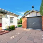 Rent 3 bedroom house in Bentleigh East