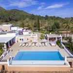 Rent 5 bedroom house in Ibiza