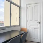 Rent a room in lisbon