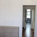 Affitto 3 camera appartamento di 71 m² in Milano