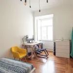 Rent a room in lisbon