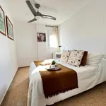 Rent 5 bedroom apartment in Valencia