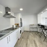 Rent 4 bedroom apartment of 45 m² in Valencia