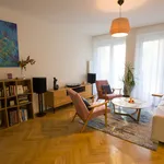 Pronajměte si 1 ložnic/e byt o rozloze 62 m² v Prague