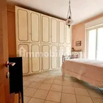 Rent 3 bedroom apartment of 96 m² in Pavia