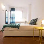 Rent a room of 110 m² in madrid