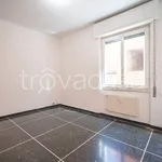 Rent 5 bedroom apartment of 70 m² in Genova