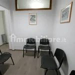 Rent 4 bedroom apartment of 80 m² in Ragusa