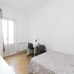 Rent a room of 202 m² in madrid