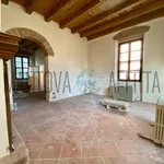 Rent 6 bedroom house of 240 m² in San Giorgio Bigarello