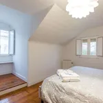 Rent 2 bedroom apartment of 78 m² in lisbon