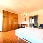 Rent 5 bedroom apartment of 130 m² in Perugia