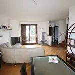 Rent 4 bedroom house of 185 m² in Fino Mornasco