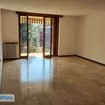 Affitto 3 camera appartamento di 124 m² in Varese