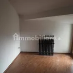 Affitto 4 camera appartamento di 97 m² in Triest