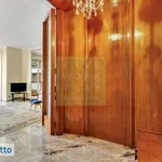 Rent 5 bedroom apartment of 165 m² in Milan