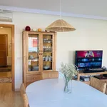 Rent 2 bedroom apartment of 117 m² in Alicante