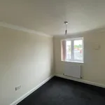 Rent 2 bedroom flat in North Warwickshire