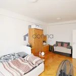 Pronajměte si 2 ložnic/e byt o rozloze 63 m² v Prague