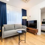 Rent 2 bedroom apartment of 35 m² in Madrid