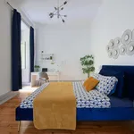 Rent a room of 280 m² in Lisboa