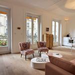 Rent 2 bedroom apartment of 818 m² in Paris