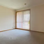 Rent 2 bedroom apartment in Hoppers Crossing