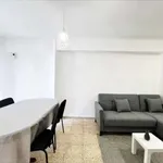 Rent a room of 96 m² in valencia