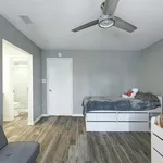 Rent 1 bedroom apartment of 56 m² in Austin