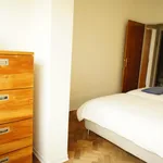 Rent 1 bedroom apartment in Lisbon