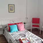 Rent a room of 90 m² in jaen