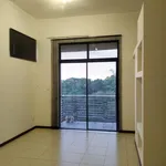 Rent 1 bedroom apartment in Roodepoort