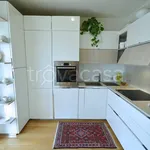 Rent 5 bedroom apartment of 206 m² in Cusago