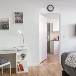 Miete 2 Schlafzimmer wohnung von 30 m² in Wuppertal